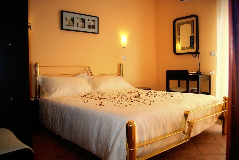 Tano'S Apartment Giardini Naxos Exterior photo