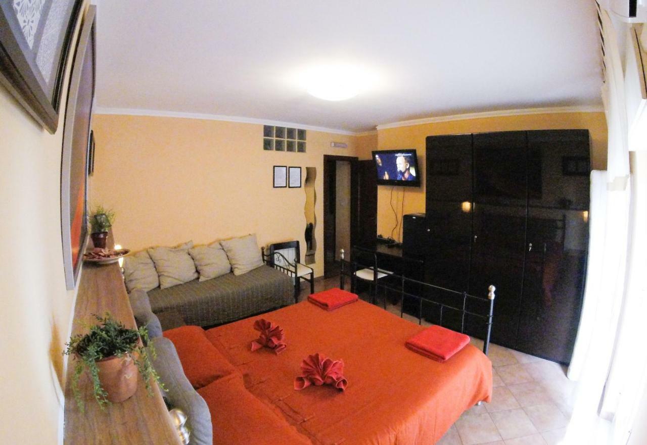 Tano'S Apartment Giardini Naxos Exterior photo